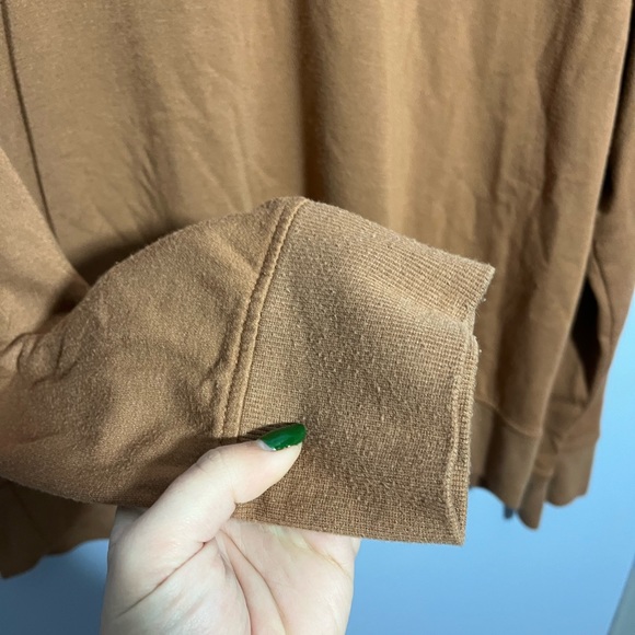 🦋A New Day crewneck🦋 - Picture 2 of 3